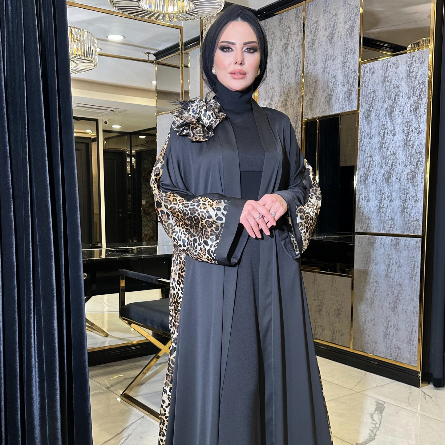 Leoparlı Kap Abaya